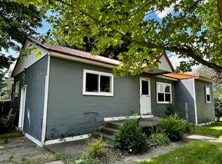 123 N Elm St, Hesperia, MI 49421