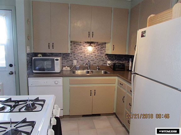 5th image of 1124 Lincoln Ave