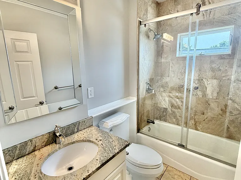 162 Salem St #2 — Photo 8