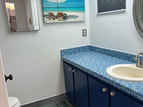 3rd image of 5130 Las Verdes Cir APT 321