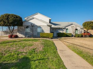 5032 Flat Creek Dr, Fort Worth, TX 76179