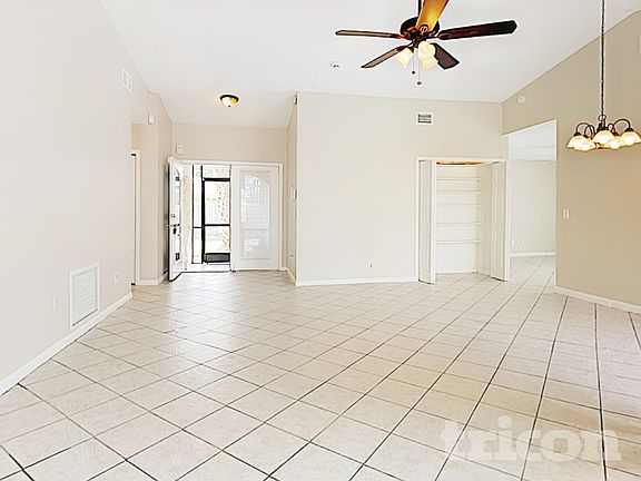 4th image of 10503 Willowbrae Dr