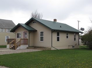 803 Main Ave, Lemmon, SD 57638