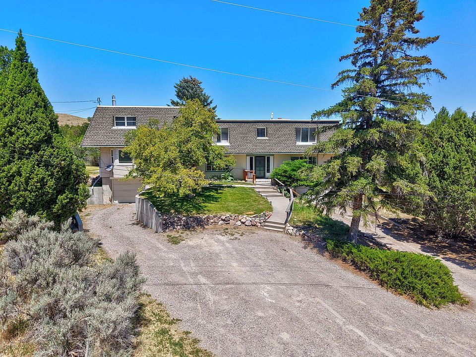 1st image of 3595 Johnny Creek Rd