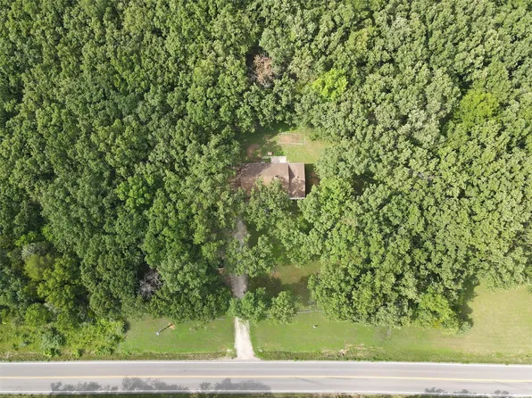 1721 Highway C, Bourbon, MO 65441