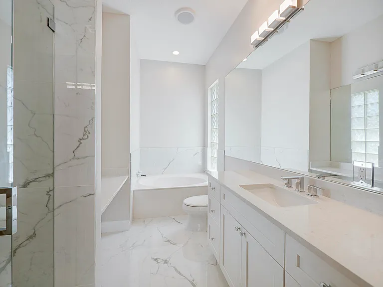 11378 SW Rockingham Dr — Photo 10