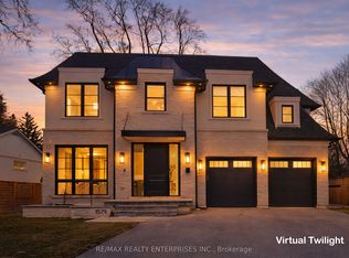 1579 Trotwood Ave, Mississauga, ON L5G3Z8