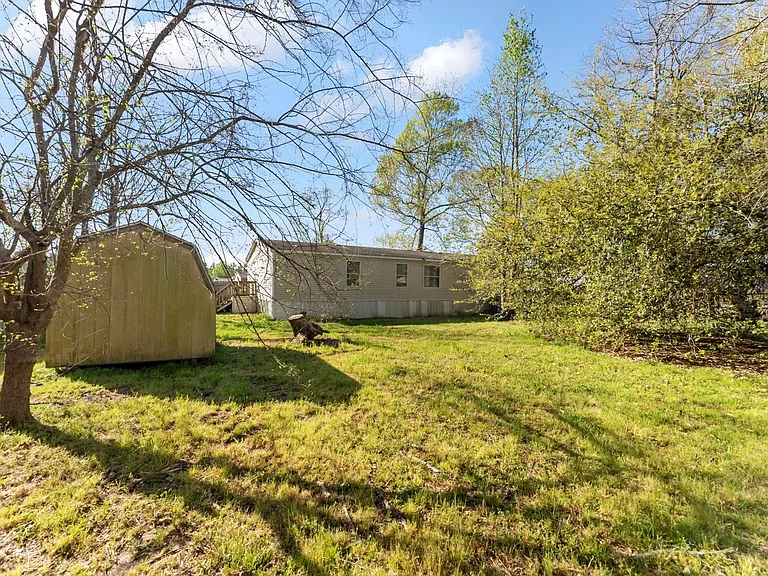 150 Pegasus Ct — Photo 46