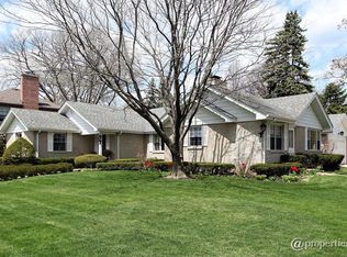 2100 Thornwood Ave, Wilmette, IL 60091