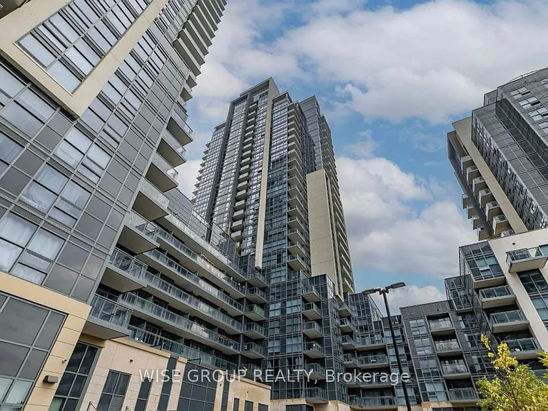 30 Meadowglen Pl N #1403 — Photo 2