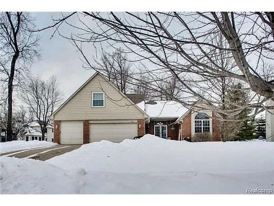 2192 Deer Run Trl photo 1