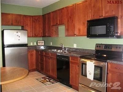 2nd image of 2831 Park Ave #B