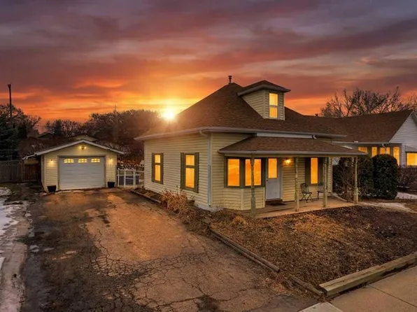 5236 E 50th St, Lacombe, AB T4L 1J1