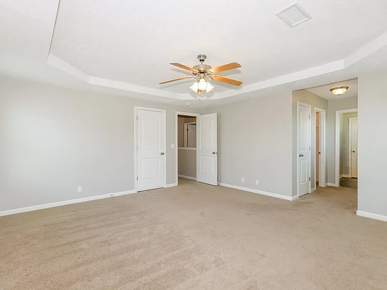 3315 Velvet Ct — Photo 9