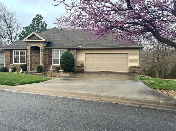 7 Glenbrook Ln, Bella Vista, AR 72715