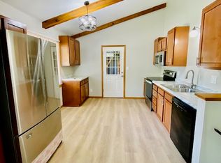 630 Haylett St, Neenah, WI 54956