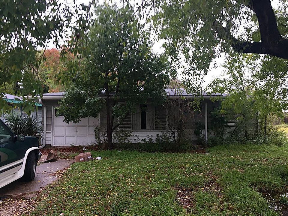 1st image of 3214 1st Ave S