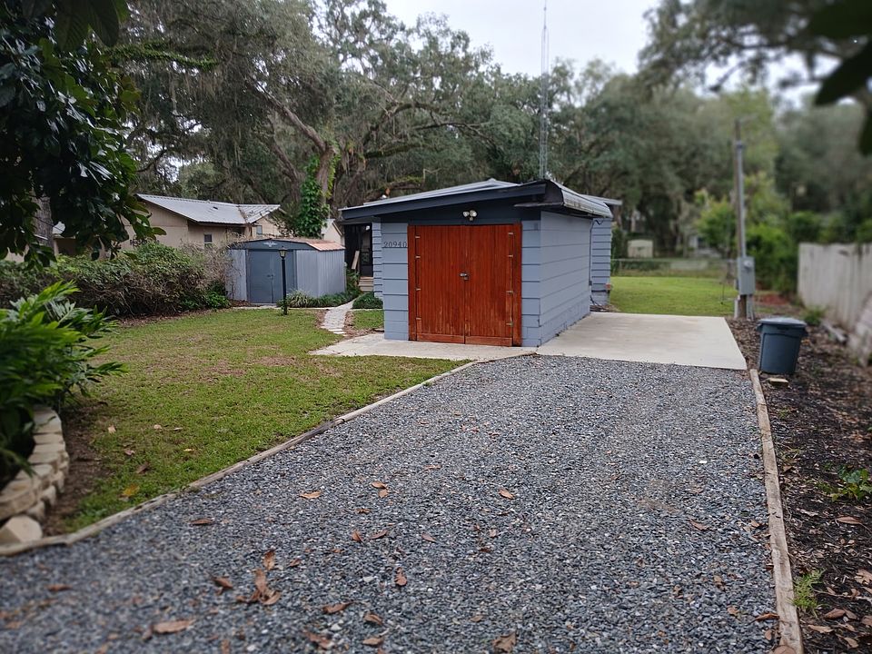 2nd image of 20940 NE 142nd Pl