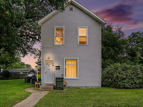 2063 Lakeshore Dr, Muskegon, MI 49441