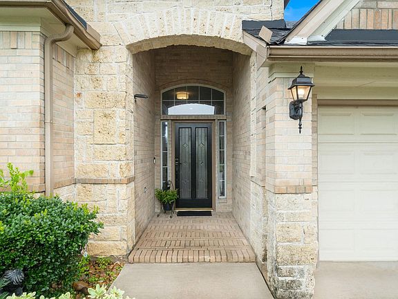 3rd image of 14323 Marina Bay Ln