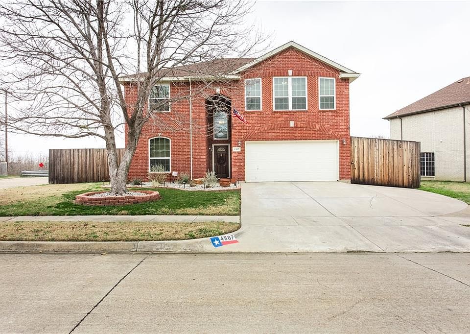 1st image of 4507 Saint Andrews Dr