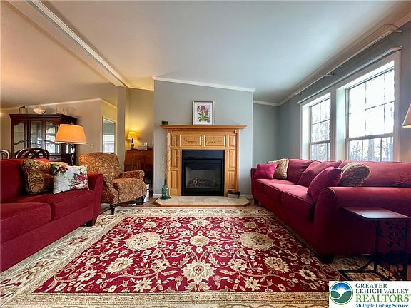 4th image of 41 Spring Rd