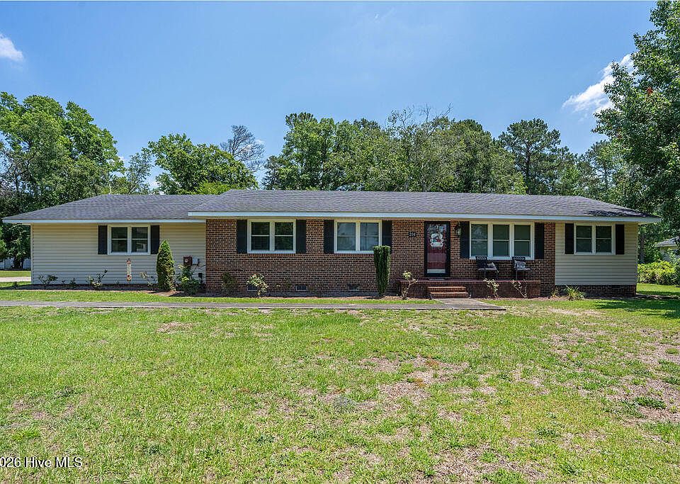1st image of 201 Glenwood Drive