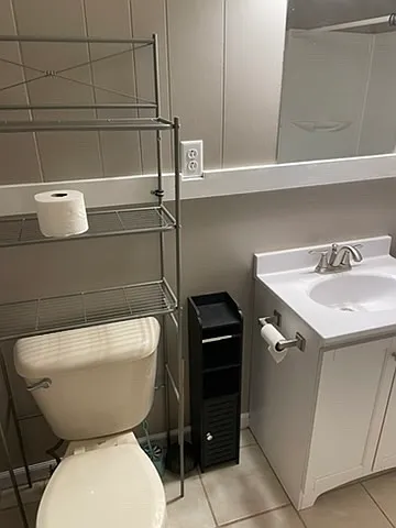 422 Walnut St #4 — Photo 18