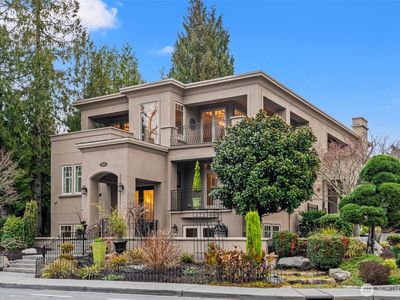 6202 Lake Washington Boulevard NE, Kirkland, WA, 98033