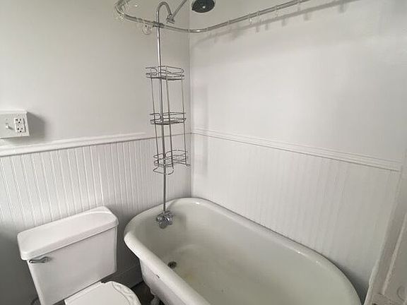 2nd image of 2806 W Cary St APT 7