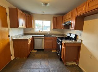 437 Elm St #2-R, Kearny, NJ 07032