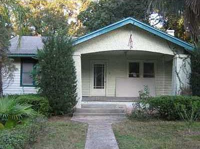2nd image of 2493 Orange Ave