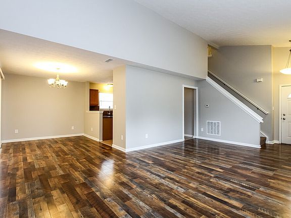 3rd image of 11645 Glenn Abbey Ln