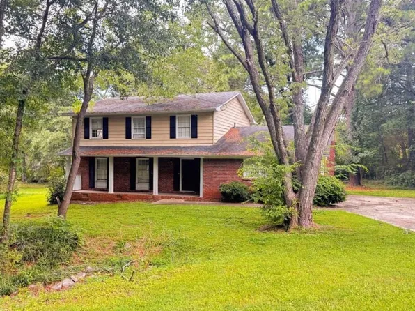 3688 Eagle Woods Cir, Lithonia, GA 30038