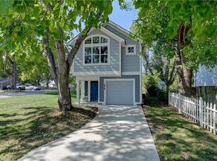 1816 NE 38th St, Kansas City, MO 64116