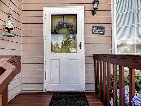 3rd image of 7306 53rd St NE