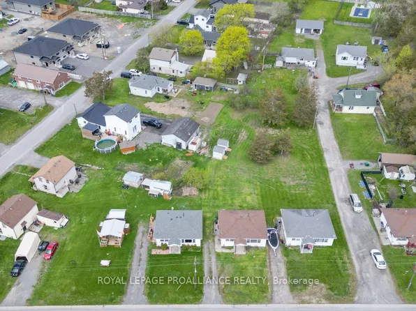 45 Black Diamond Rd, Belleville, ON K8N 4Z6