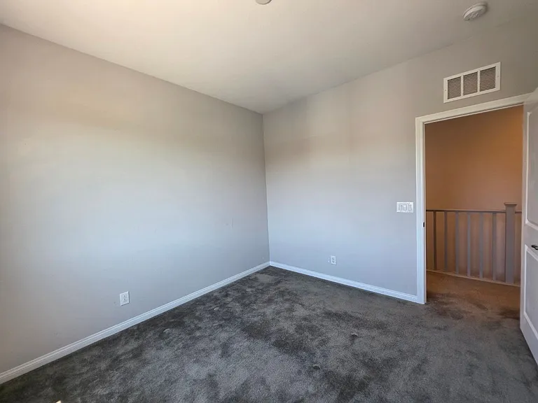 9852 Fisher Bay Ct — Photo 22