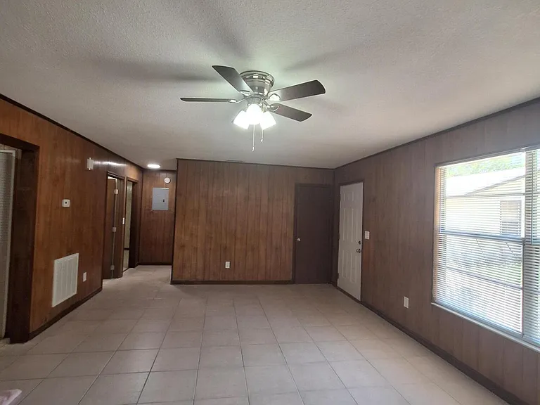 246 Jepson St #B — Photo 8