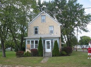 655 7th St E, Brewster, OH 44613