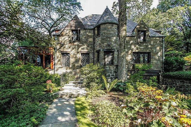 1st image of 63 Mercer Ave