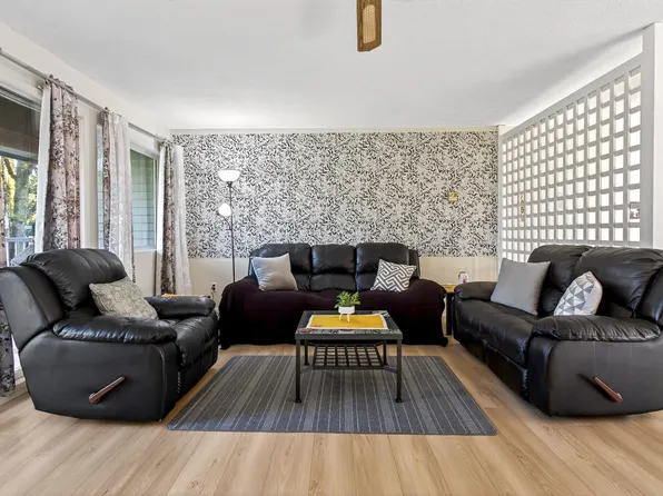 1051 Cecile Dr, Pt Moody, BC V3H 1M5