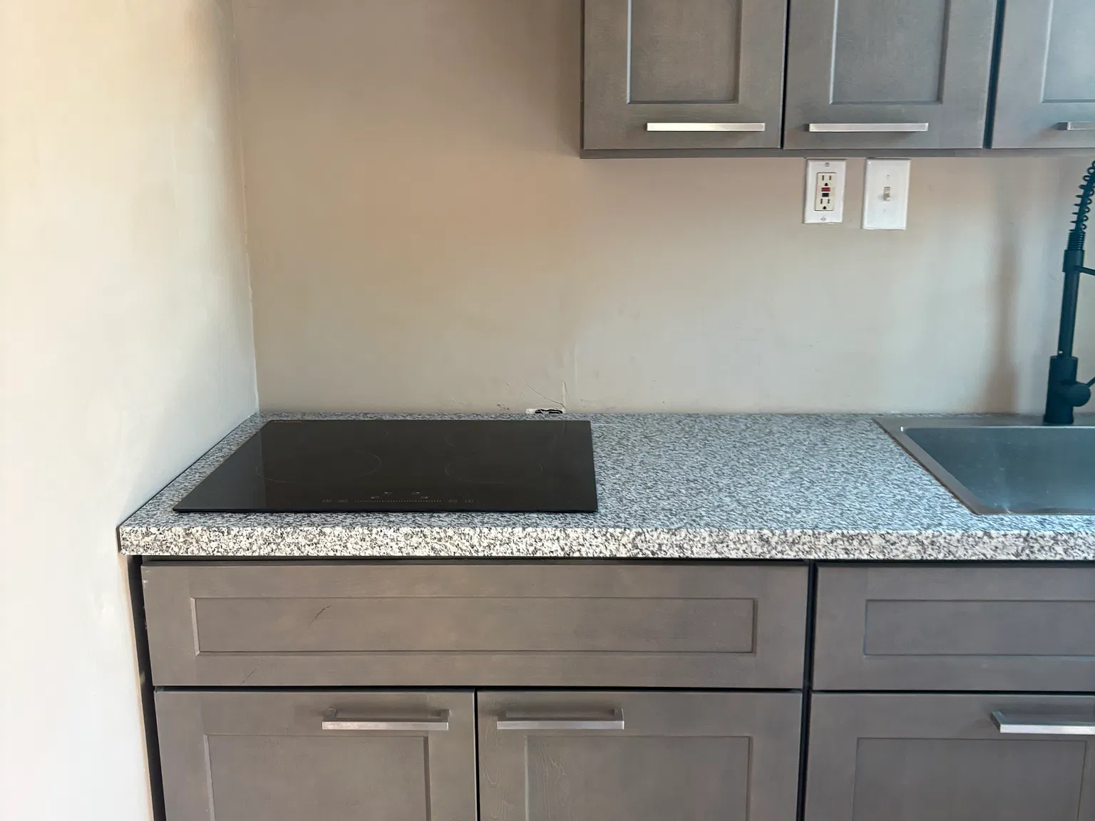 1 bed, 600 sqft, $1,400 — Photo 2