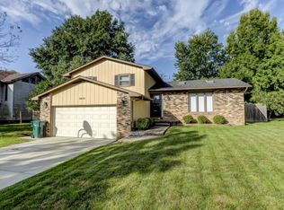4421 Lawson Dr, Decatur, IL 62526