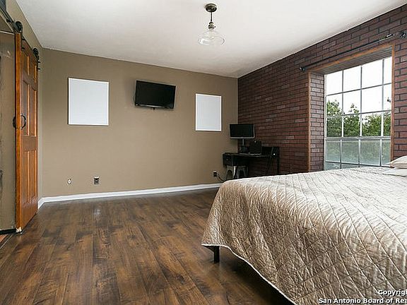 2nd image of 8401 N New Braunfels Ave APT 345