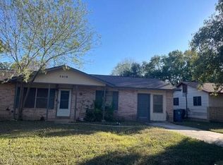 5018 Cinderella St, Kirby, TX 78219