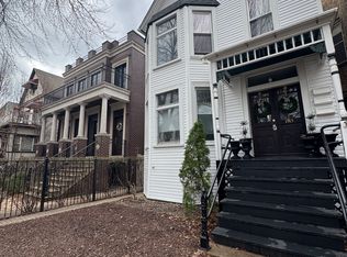 1913 W Cuyler Ave #3, Chicago, IL 60613