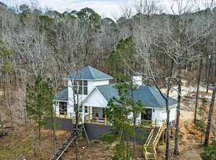422 Pleasure Point Rd, Dadeville, AL 36853