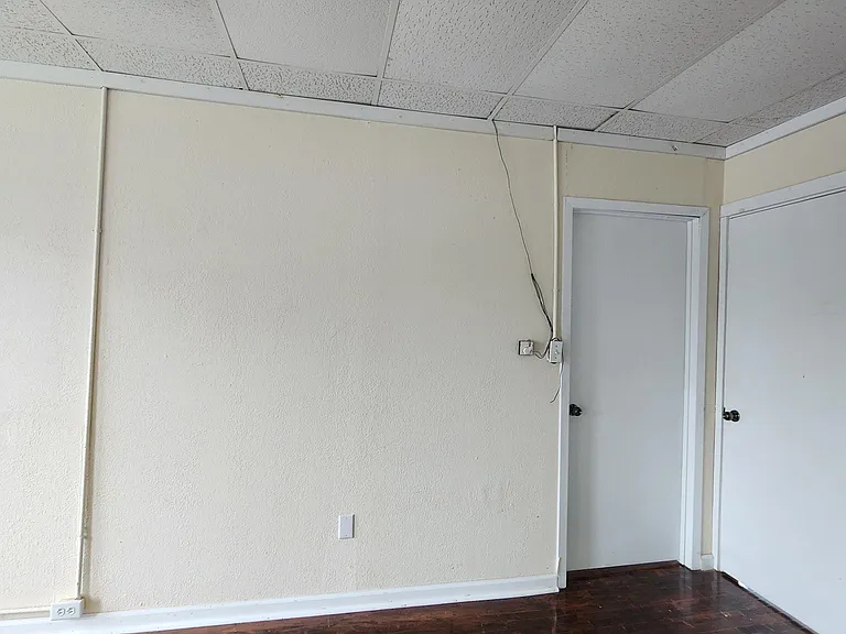 312 Sycamore St #10 — Photo 5