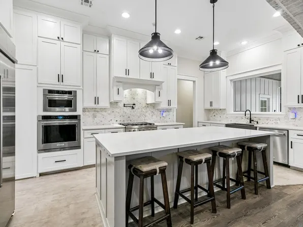 634 W Bayou Dr, Pierre Part, LA 70339